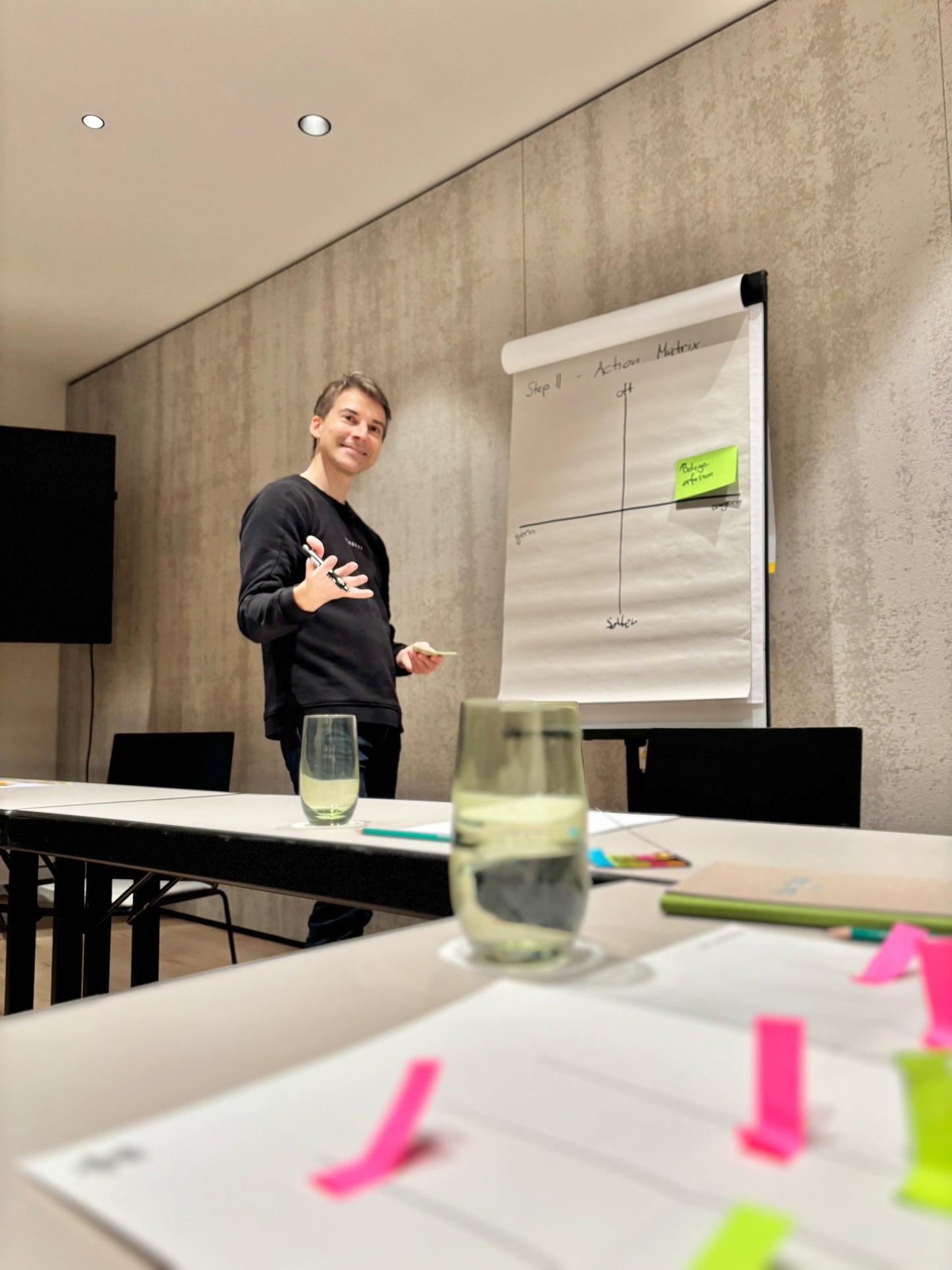 Nicolas Kubanek Vortrag beim boxnstop-Workshop